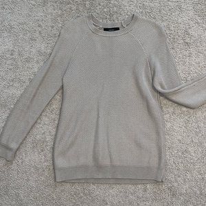 Knit crew neck